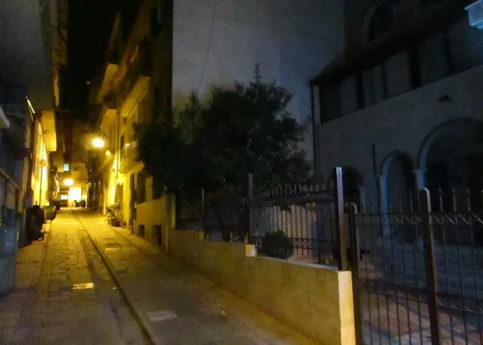 Cosy Penthouse -up To 6 Guests- In The Centre! Appartamento
